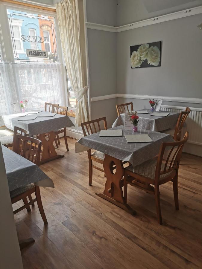 Leeds House Guest House Бридлингтън Екстериор снимка