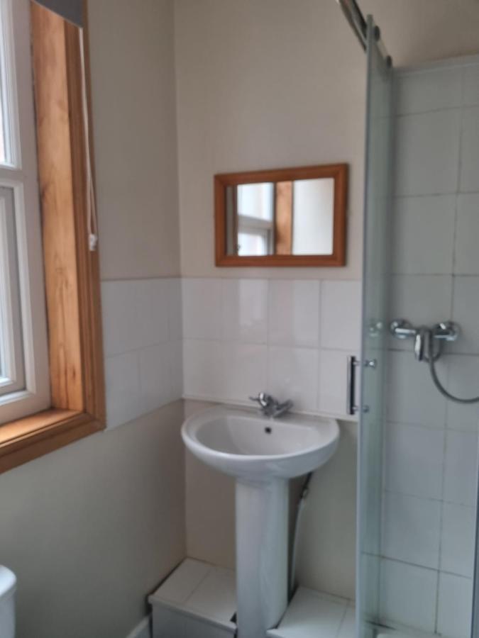 Leeds House Guest House Бридлингтън Екстериор снимка
